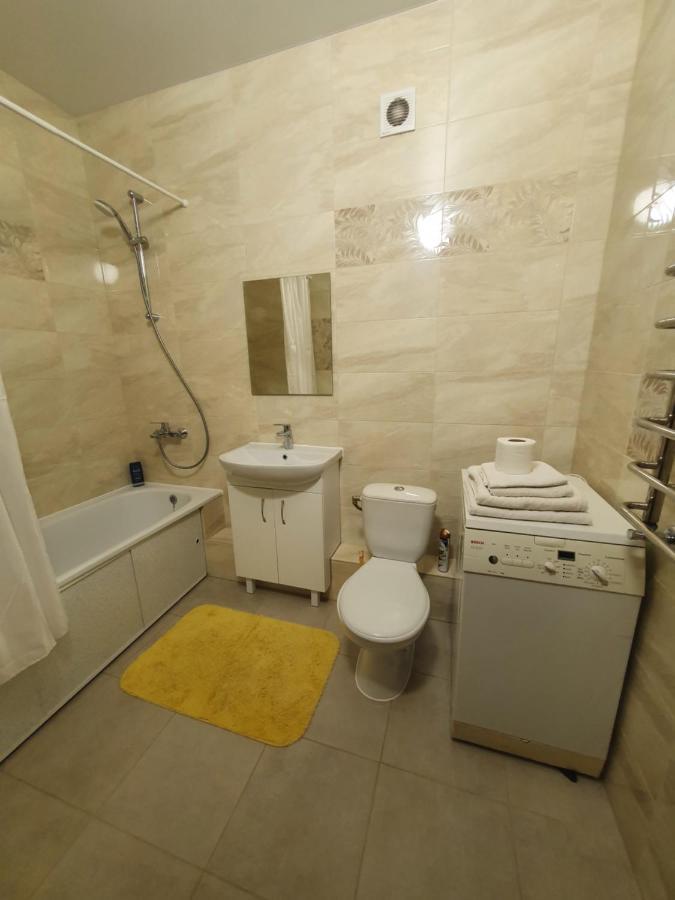 Нова Квартира За Доступною Ціною. Lutsʼk Esterno foto